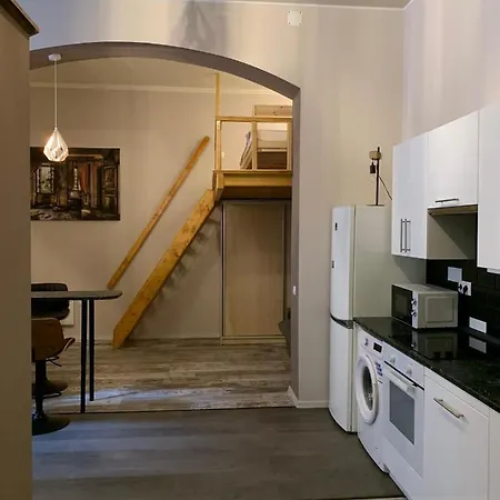 Art-club With Air Condition *